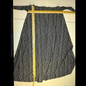 Robert Louis Skirt Black with white lines womens XL